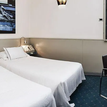 Hotel Sure By Western Milano 4*