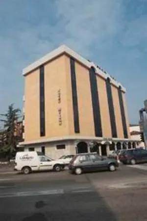 Sure By Western Milano 4* بادوفا