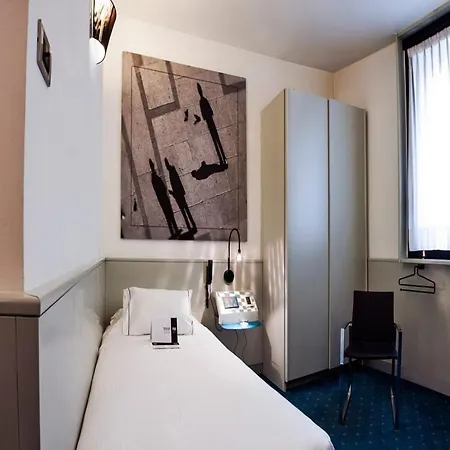 فندق Sure By Western Milano 4*