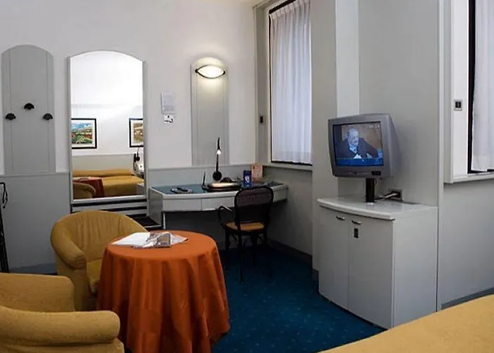 Hotel Sure By Western Milano Padua