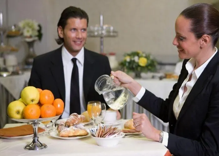 Hotel Sure By Western Milano 4*