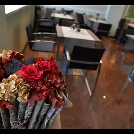 Sure By Western Milano פאדובה