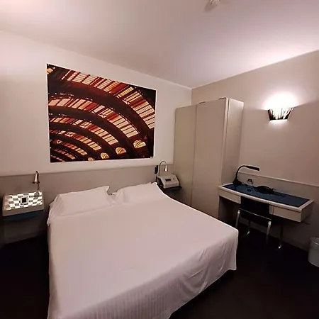 فندق Sure By Western Milano 4*