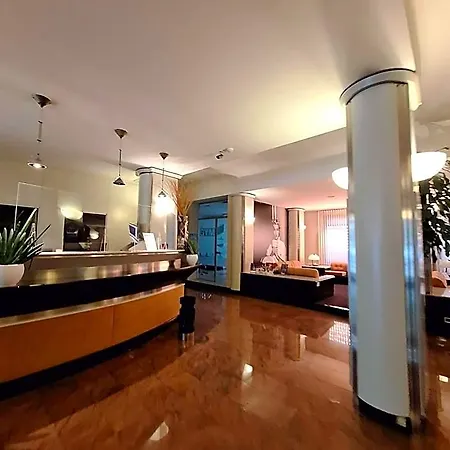 فندق Sure By Western Milano 4*