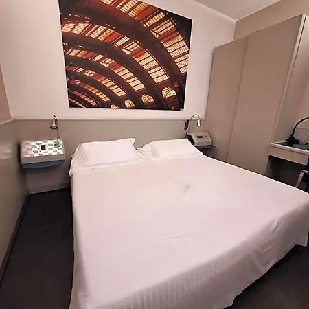 فندق Sure By Western Milano بادوفا
