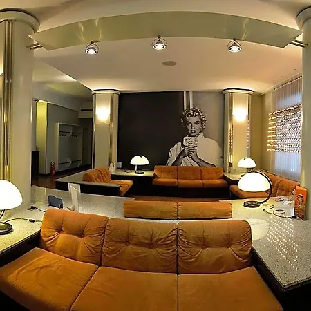 Sure By Western Milano فندق بادوفا