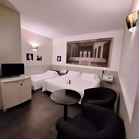 Sure By Western Milano فندق