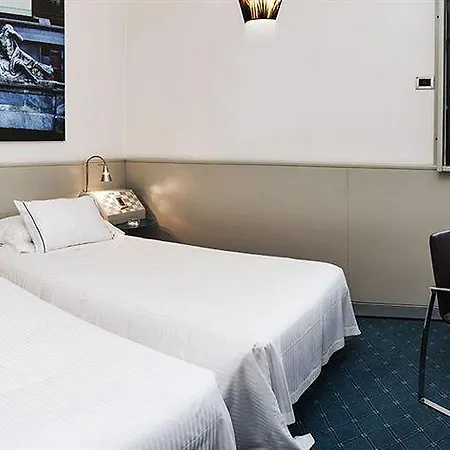 Hotel Sure By Western Milano Padova