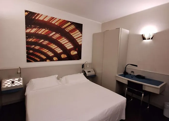 Sure By Western Milano Hotel