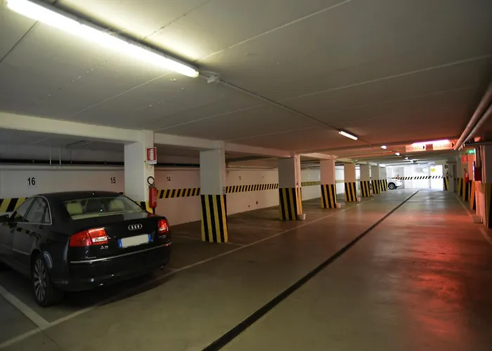 Hotel Sure By Western Milano Padova