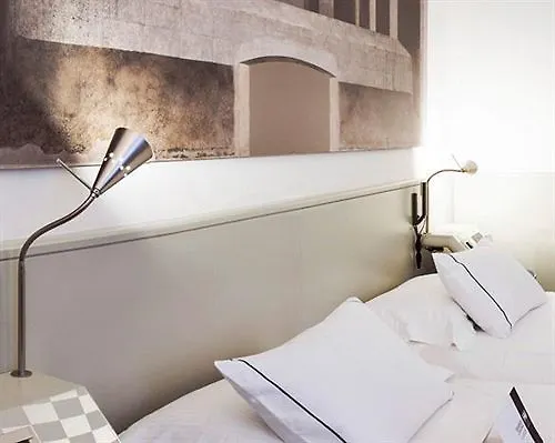 Hotel Sure By Western Milano Padova