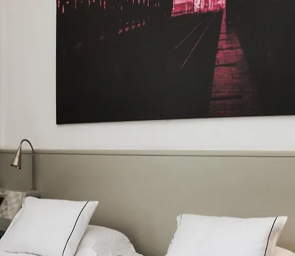 Sure By Western Milano 4*