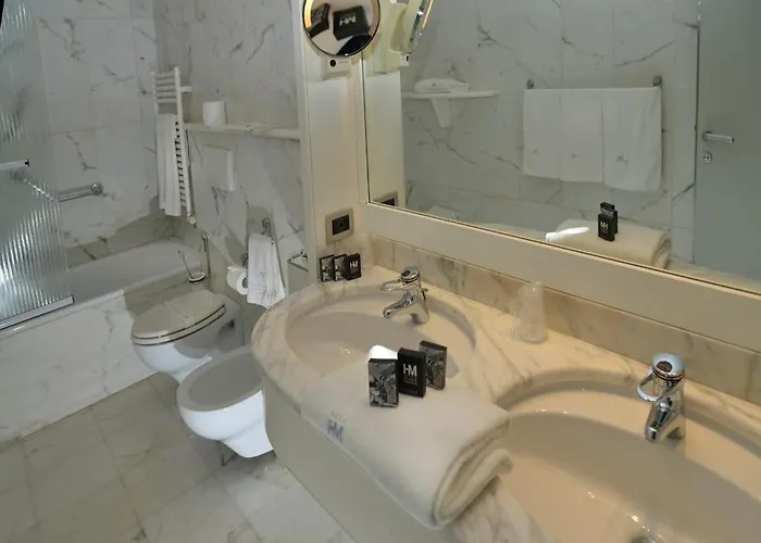Sure By Western Milano 4* Padua